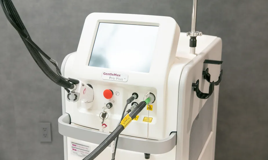スリジエビューティークリニックの医療レーザー脱毛で使用する機器「GentleMax Pro Plus」